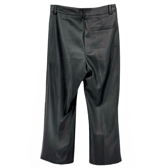 AmyLynn Nelly Faux Leather Kick Flare Crop Pants Size Medium - Picture 4 of 6